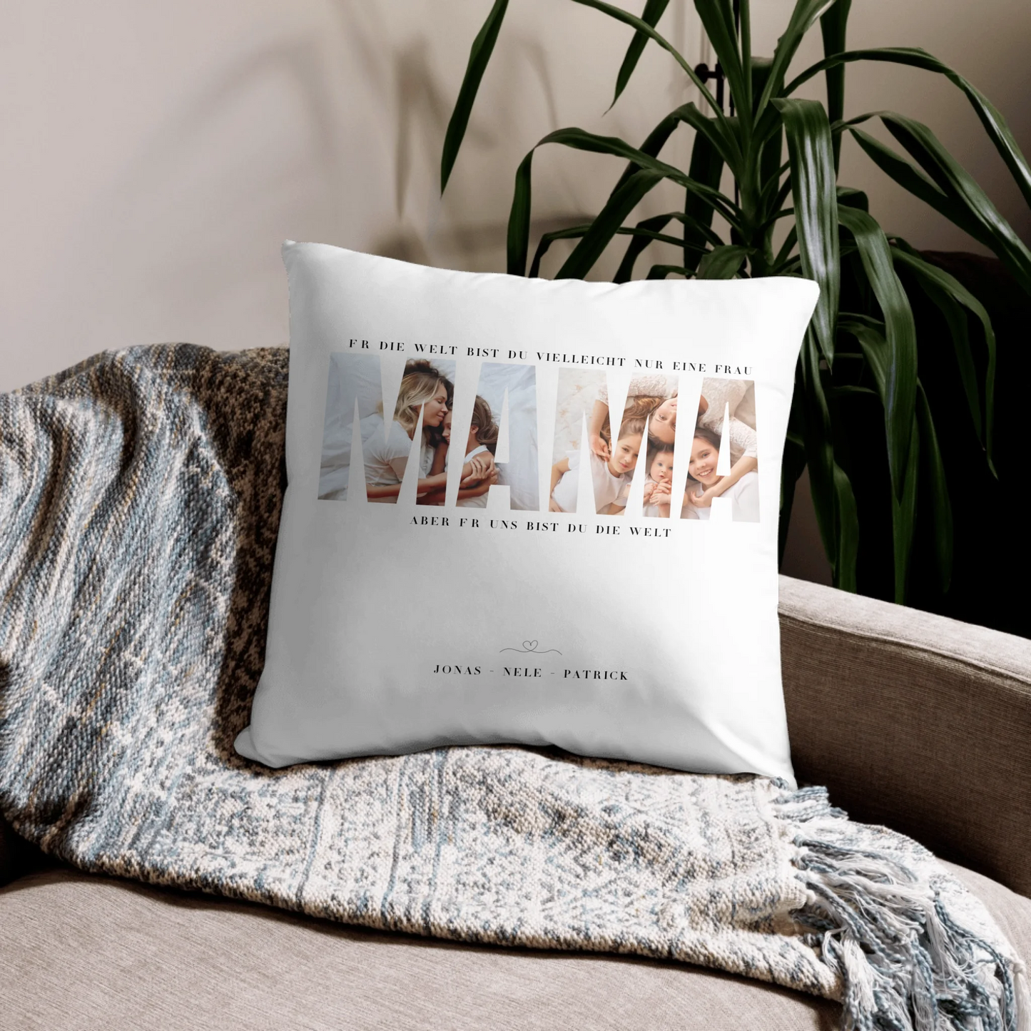 05_basic_pillow_lifestyle_22x22_base