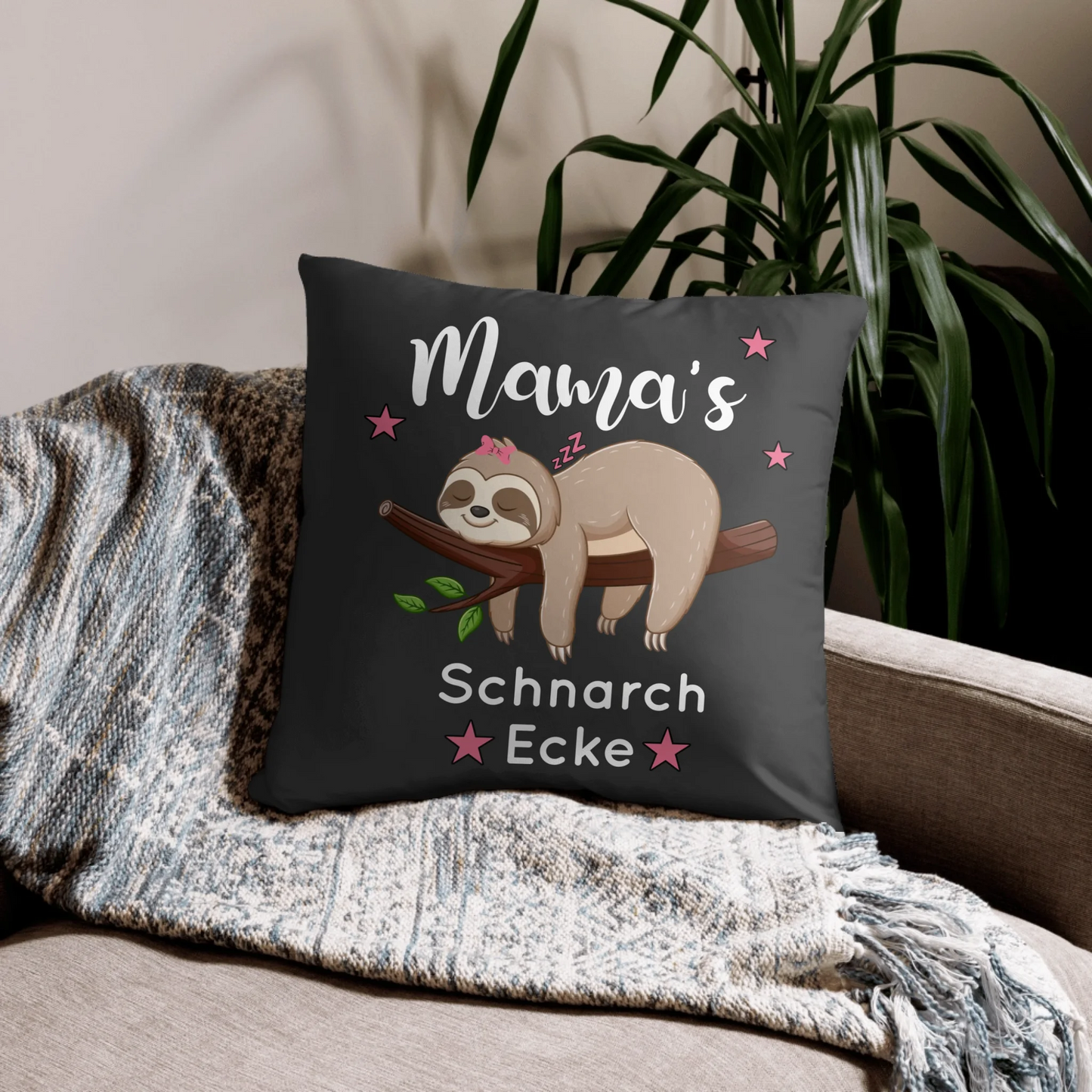 05_basic_pillow_lifestyle_22x22_base